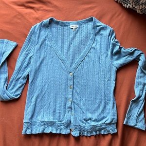 BLUE LONGSLEEVE CROP TOP